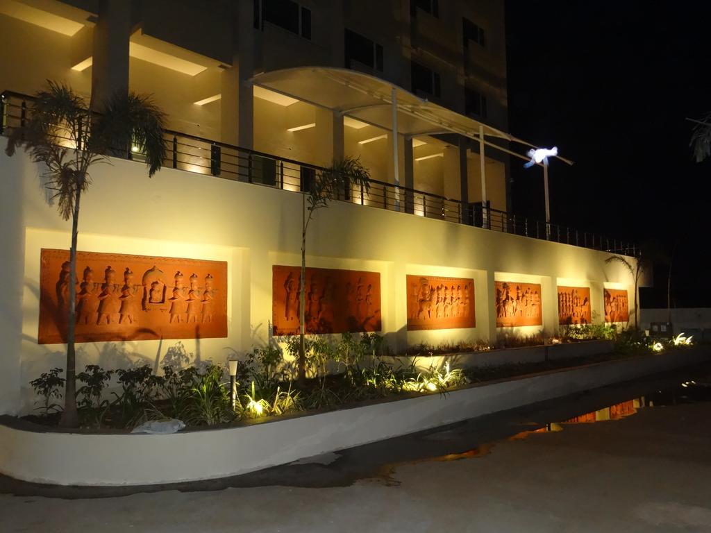 Regenta Central Hestia Dahej, Bhensali Екстериор снимка